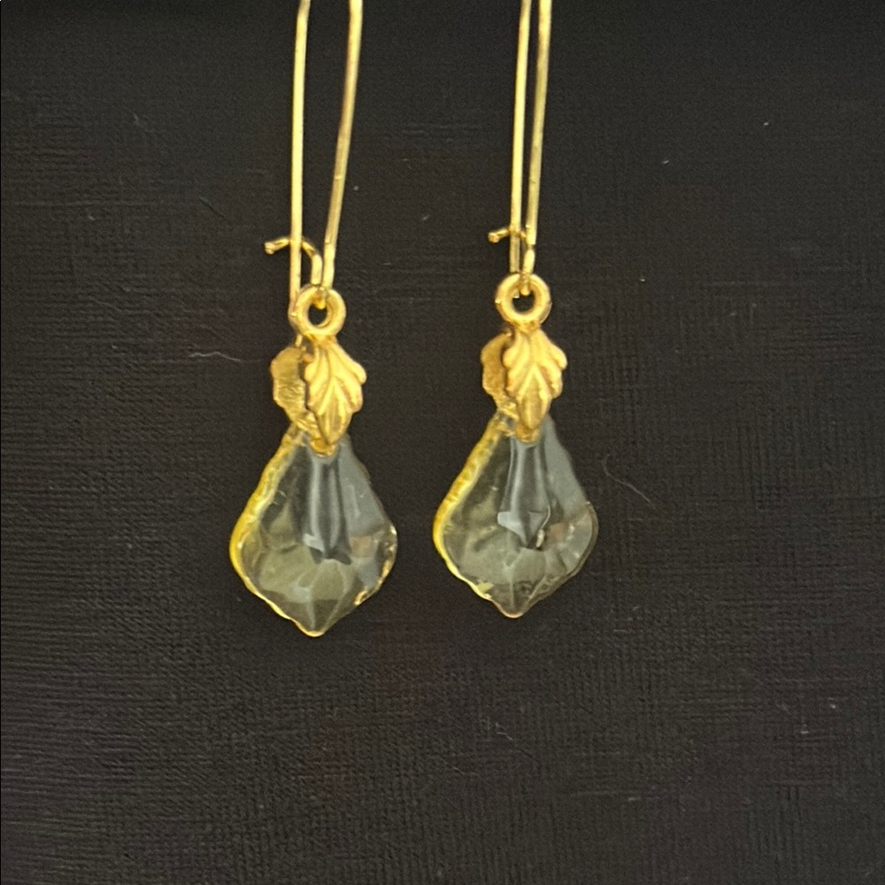 Elegant Yellow Cut Crystal Leaf Drop Earrings